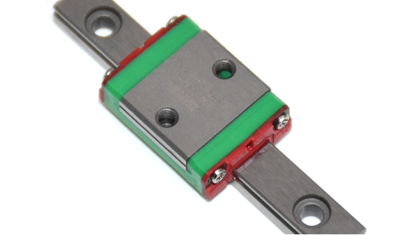 裝備上銀導軌的生產線也在助力前線醫護人員