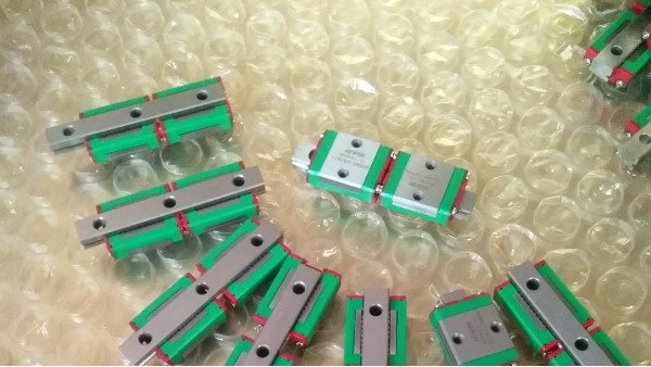 微型直線導(dǎo)軌滑塊加注油脂/潤滑劑保養(yǎng)說明